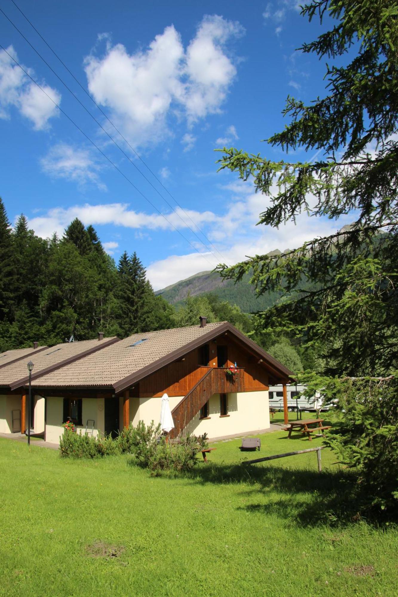 Chalet Presanella Temù Exterior foto