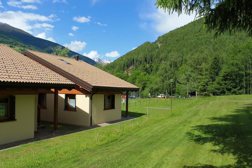 Chalet Presanella Temù Exterior foto