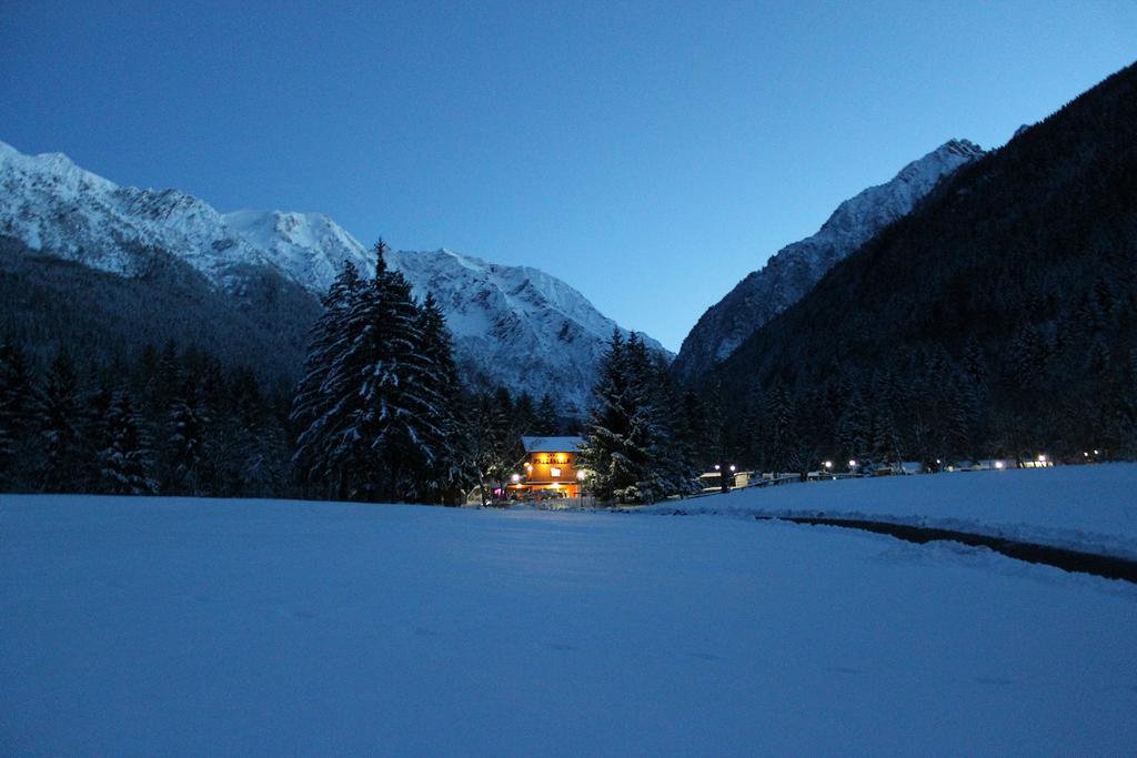 Chalet Presanella Temù Exterior foto