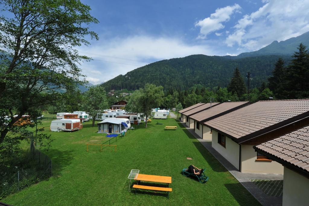 Chalet Presanella Temù Exterior foto